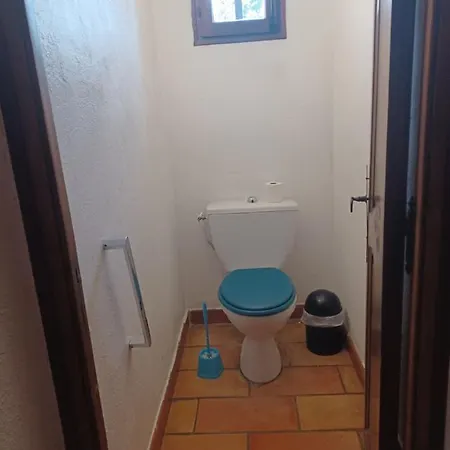 Chambre D'Hotes Dans Charmante Maison ホームステイ *